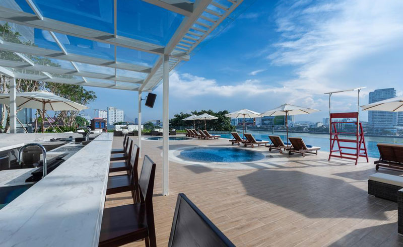 5-be-boi-vinpearl-condotel-riverfront-da-nang-vietocean-travel-1-1